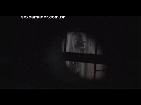 ❤️ Blondie ichi bo'sh g'ishtlar orqasida yashiringan qo'shni voyeur tomonidan yashirincha videoga tushadi Sifatli jinsiy aloqada pornoda uz.raceporn.ru ﹏